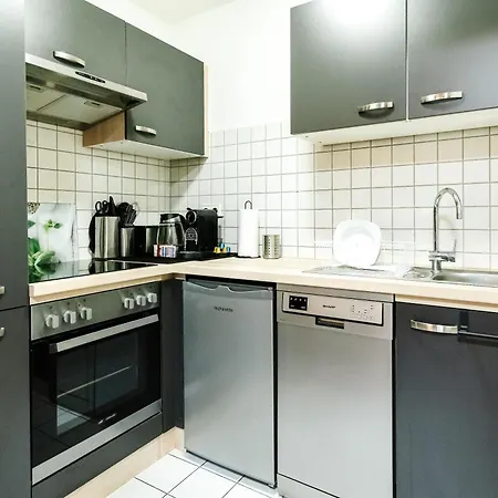 Mit Grossem Balkon - Ruhig, Elbnah & Stadtnah * Dresden