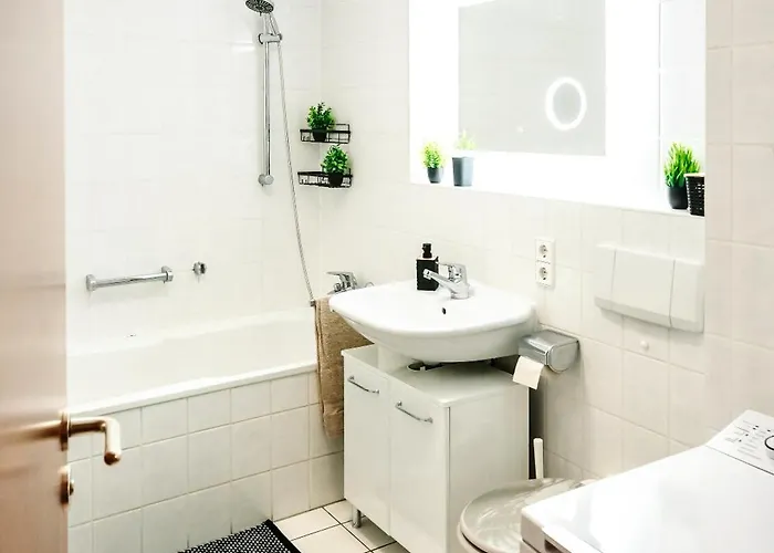Mit Grossem Balkon - Ruhig & Stadtnah Drážďany